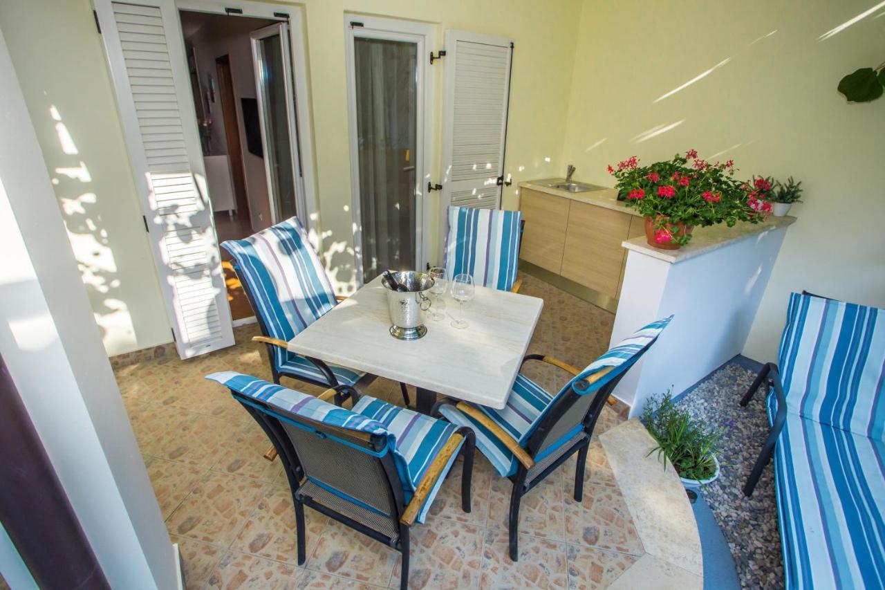 Apartment Bela Poreč Extérieur photo
